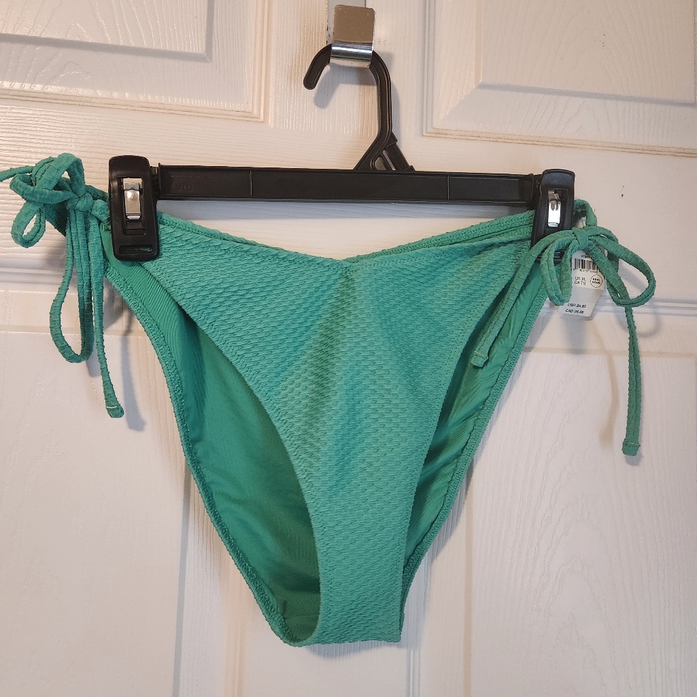 AERIE SWIMWEAR SZ XL, NWT